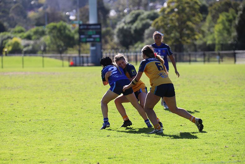 NSWCHS U16 Girls Day 1 Sydney Gold v Southern
