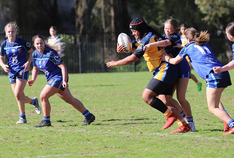 NSWCHS U16 Girls Day 1 Sydney Gold v Southern