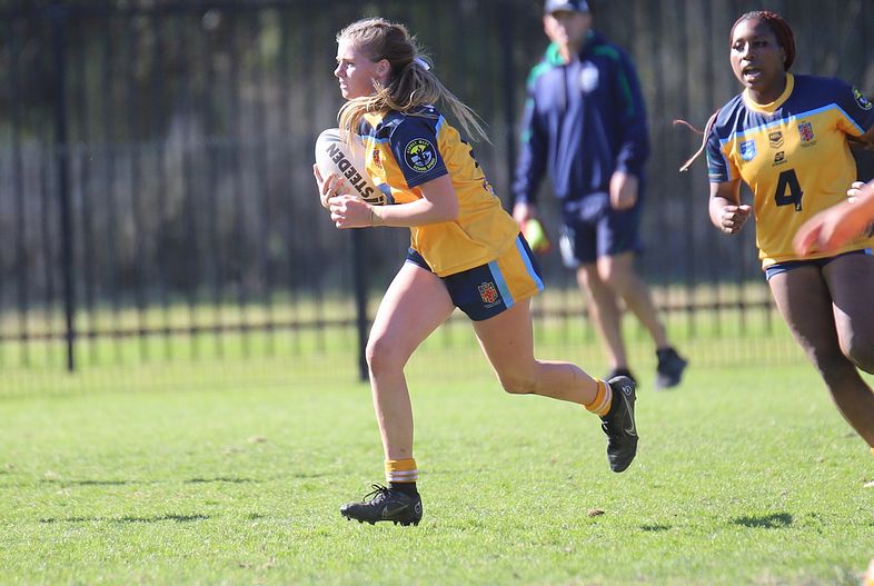 NSWCHS U16 Girls Day 1 Sydney Gold v Southern