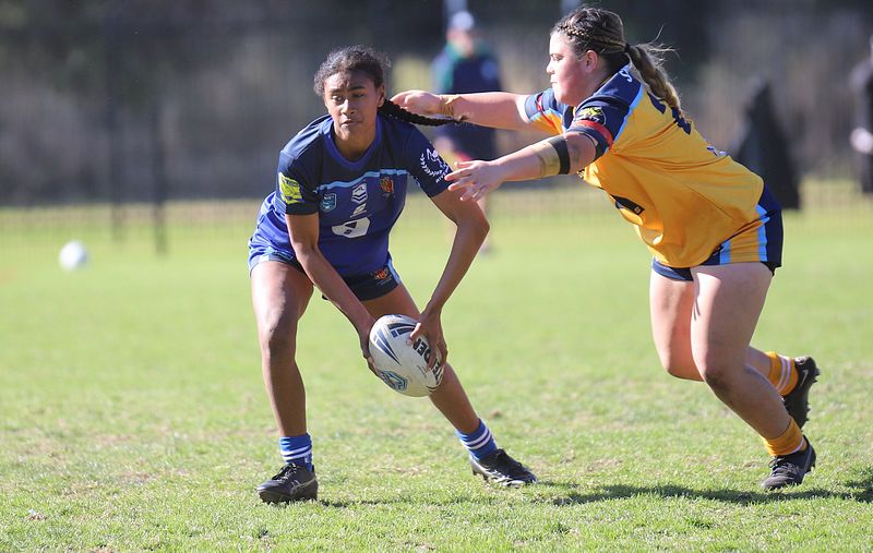 NSWCHS U16 Girls Day 1 Sydney Gold v Southern
