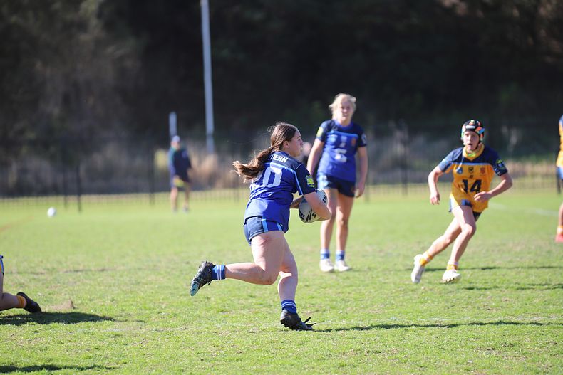 NSWCHS U16 Girls Day 1 Sydney Gold v Southern