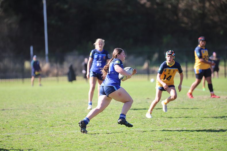 NSWCHS U16 Girls Day 1 Sydney Gold v Southern