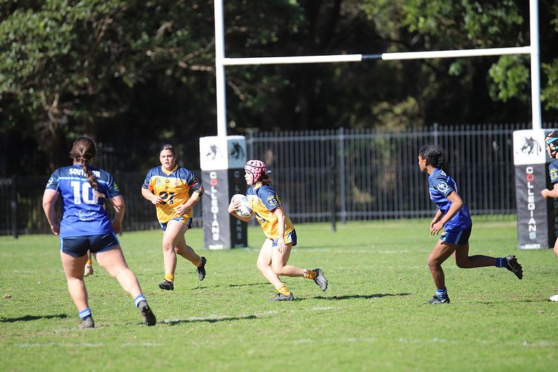 NSWCHS U16 Girls Day 1 Sydney Gold v Southern
