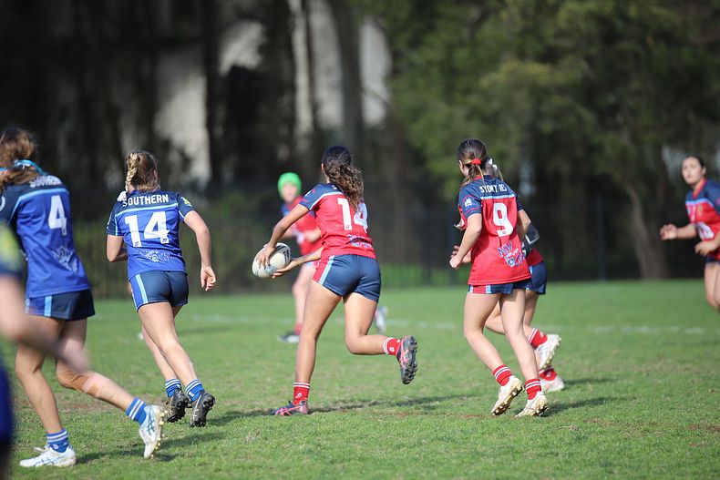 NSWCHS U16 Girls Day 1 Southern v Sydney RED