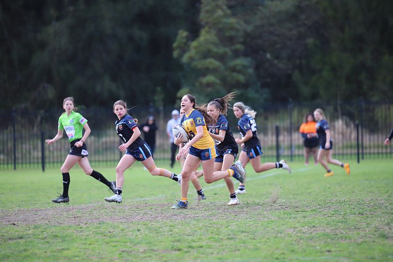 NSWCHS u16 Girls Day 2 Sydney Gold v Western