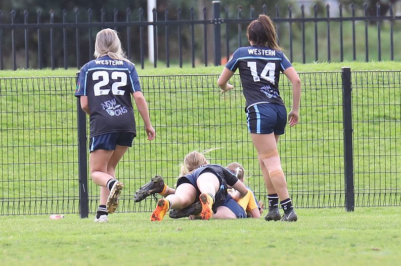 NSWCHS u16 Girls Day 2 Sydney Gold v Western