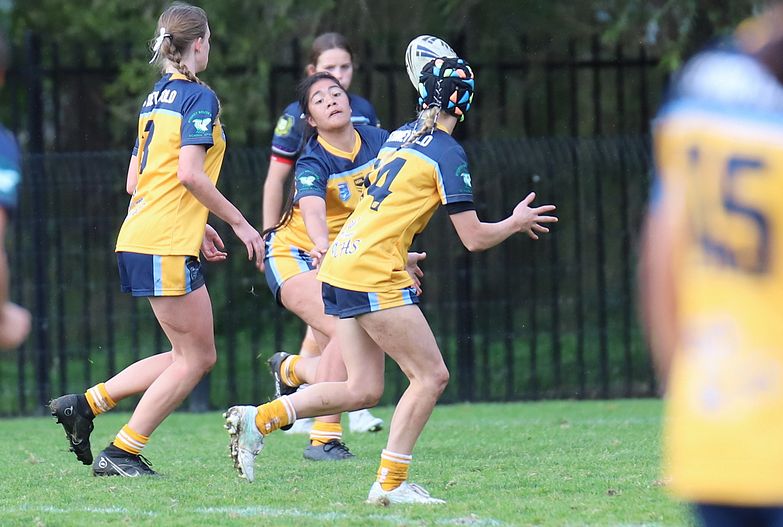 NSWCHS u16 Girls Day 2 Sydney Gold v Western
