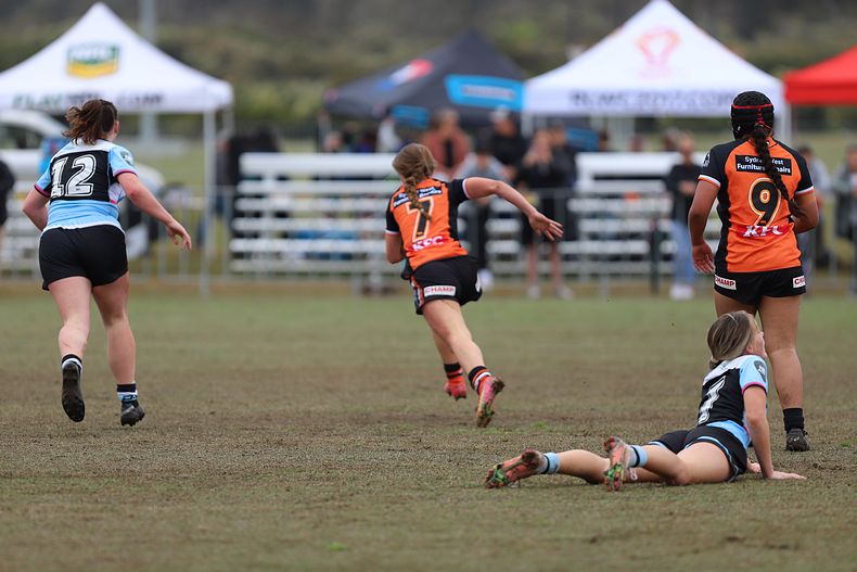 2022 Lisa Fiaola Gala Day SHARKS v WESTSTIGERS