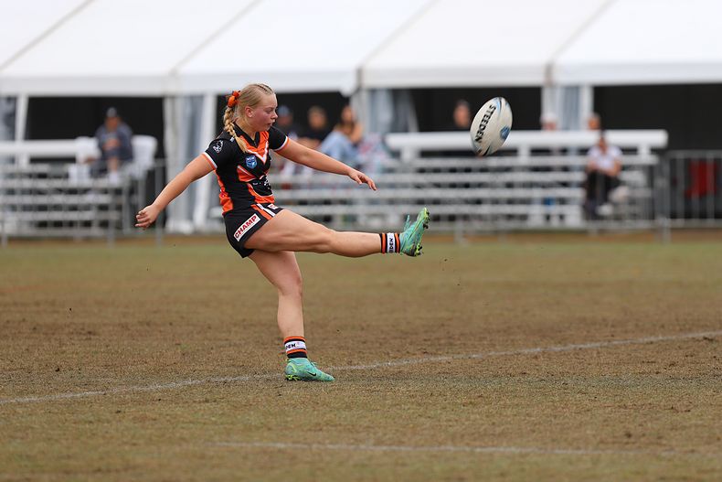 2022 Lisa Fiaola Gala Day SHARKS v WESTSTIGERS
