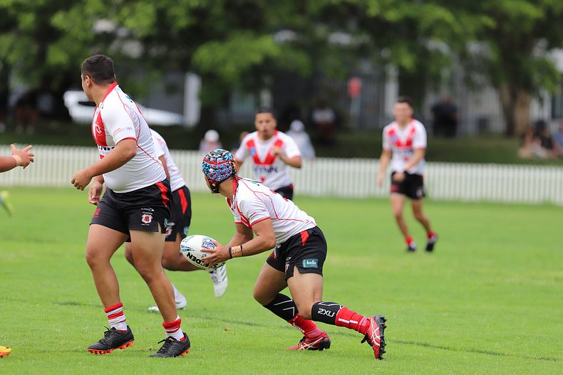 HMC trial ROOSTERS v DRAGONS