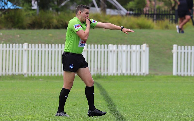 HMC trial ROOSTERS v DRAGONS
