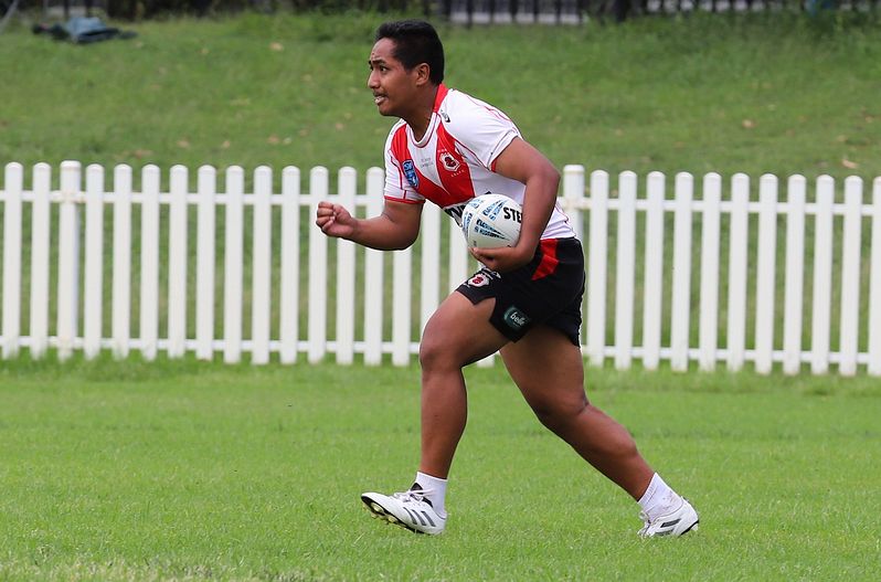 HMC trial ROOSTERS v DRAGONS