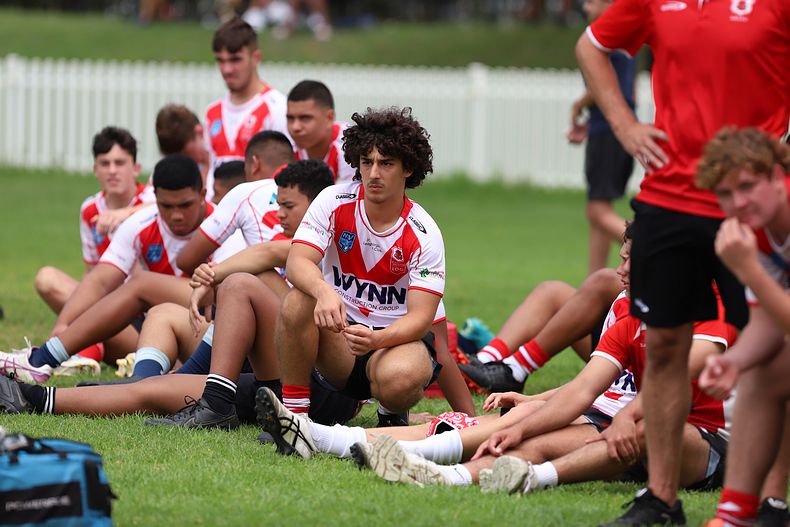 HMC trial ROOSTERS v DRAGONS