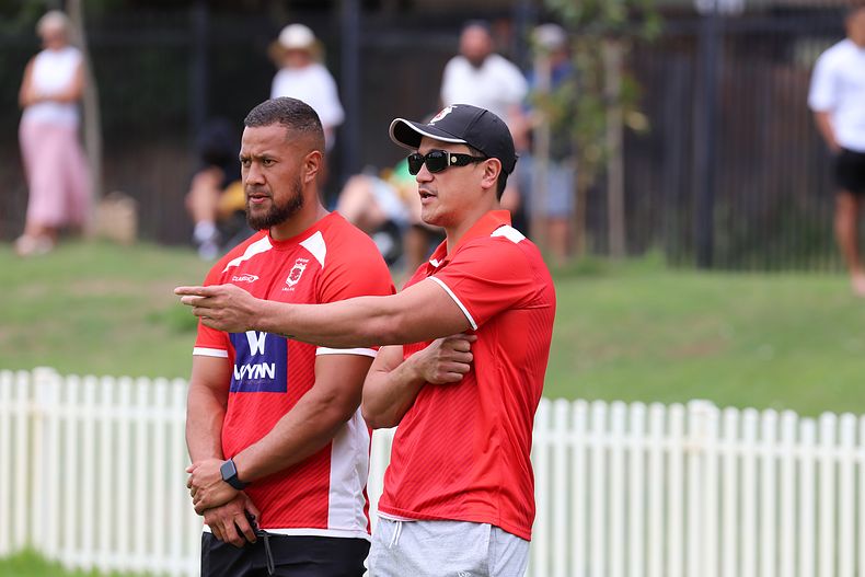 HMC trial ROOSTERS v DRAGONS