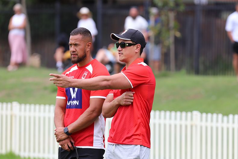 HMC trial ROOSTERS v DRAGONS
