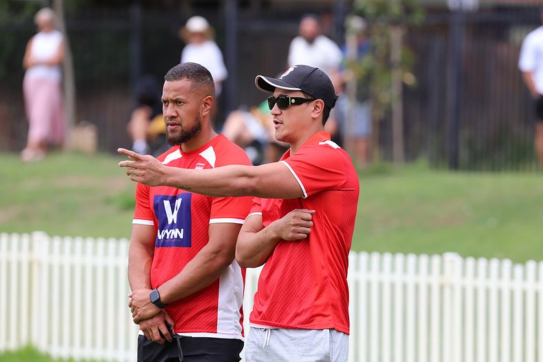 HMC trial ROOSTERS v DRAGONS