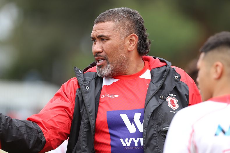 HMC trial ROOSTERS v DRAGONS