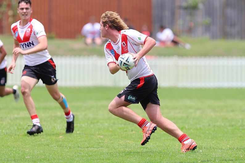 HMC trial ROOSTERS v DRAGONS