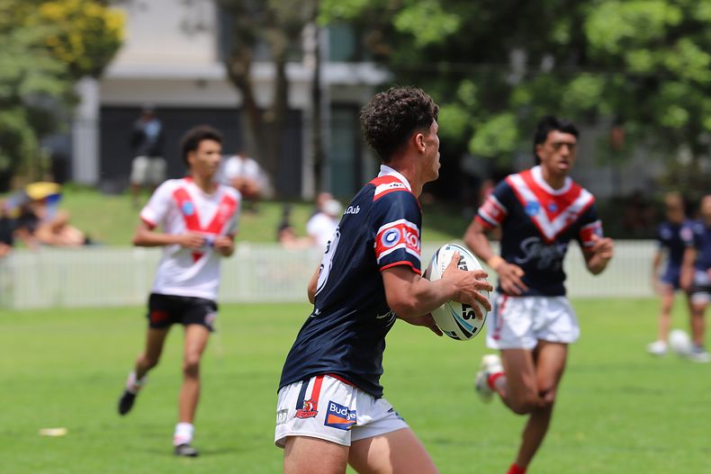 HMC trial ROOSTERS v DRAGONS