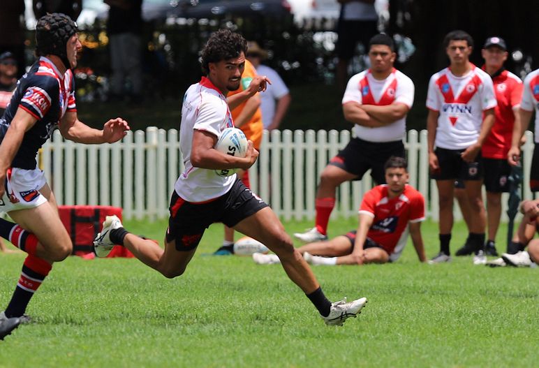 HMC trial ROOSTERS v DRAGONS