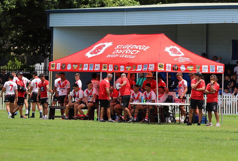 HMC trial ROOSTERS v DRAGONS
