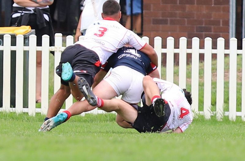 HMC trial ROOSTERS v DRAGONS