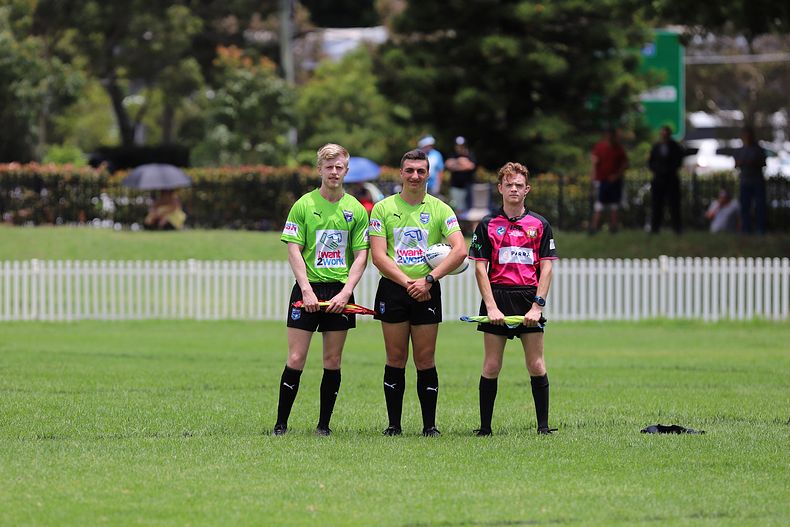 HMC trial ROOSTERS v DRAGONS