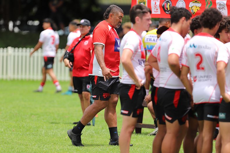 HMC trial ROOSTERS v DRAGONS