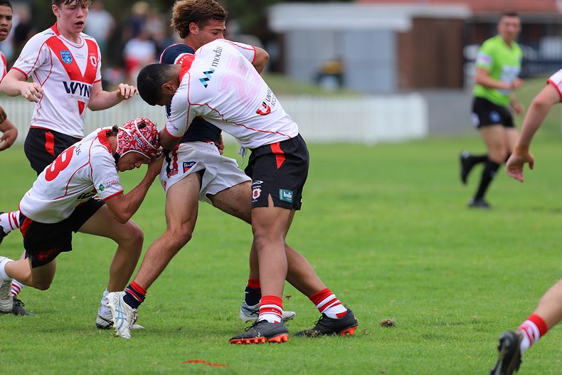 HMC trial ROOSTERS v DRAGONS