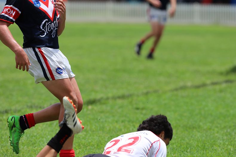 HMC trial ROOSTERS v DRAGONS