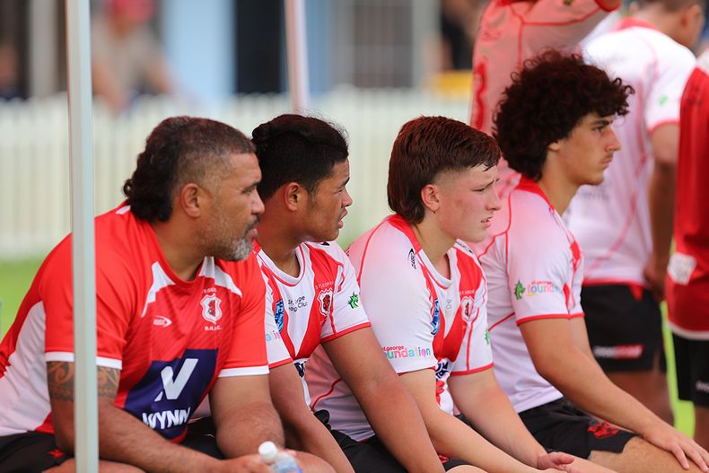 HMC trial ROOSTERS v DRAGONS