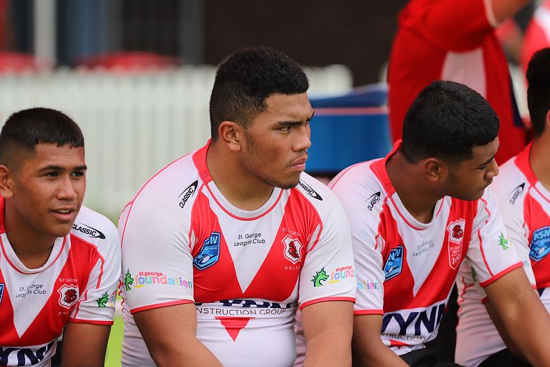 HMC trial ROOSTERS v DRAGONS