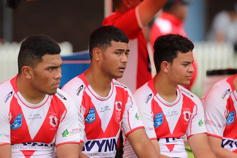 HMC trial ROOSTERS v DRAGONS