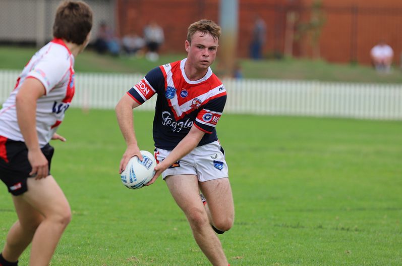 HMC trial ROOSTERS v DRAGONS