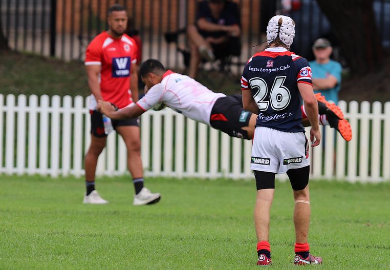 HMC trial ROOSTERS v DRAGONS