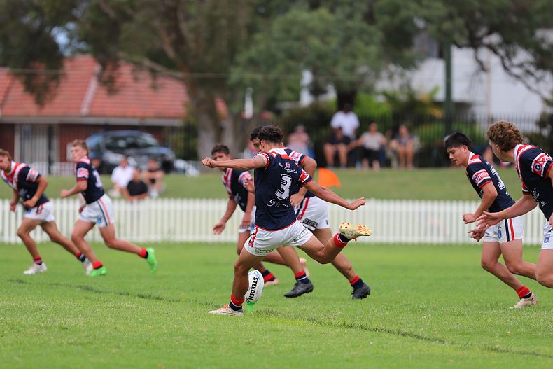 HMC trial ROOSTERS v DRAGONS