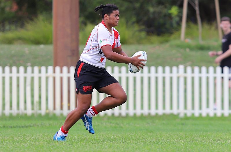 HMC trial ROOSTERS v DRAGONS