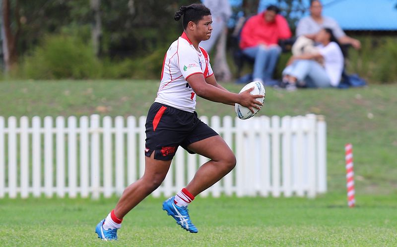 HMC trial ROOSTERS v DRAGONS