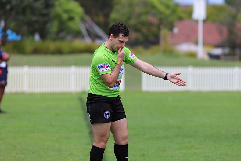 SG Ball Trial ROOSTERS v DRAGONS