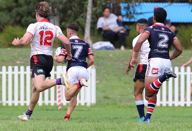 SG Ball Trial ROOSTERS v DRAGONS