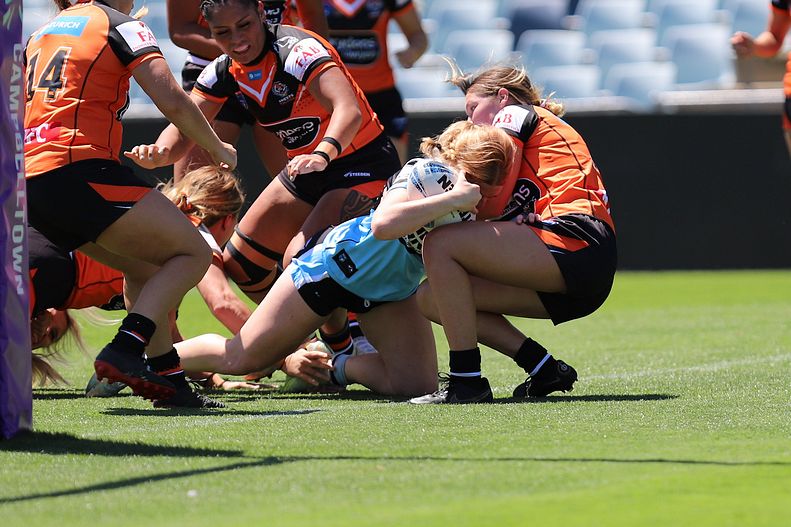 HNWP Rnd 1 Wests Tigers v Sharks