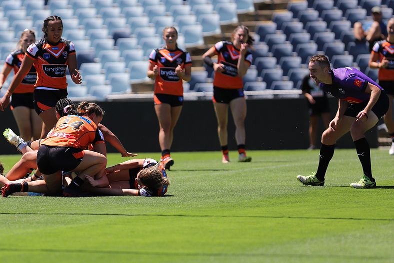HNWP Rnd 1 Wests Tigers v Sharks