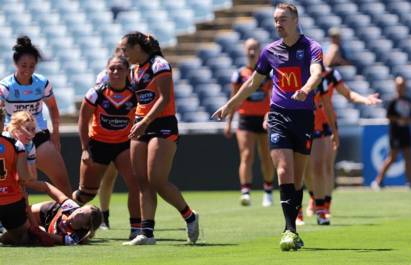 HNWP Rnd 1 Wests Tigers v Sharks