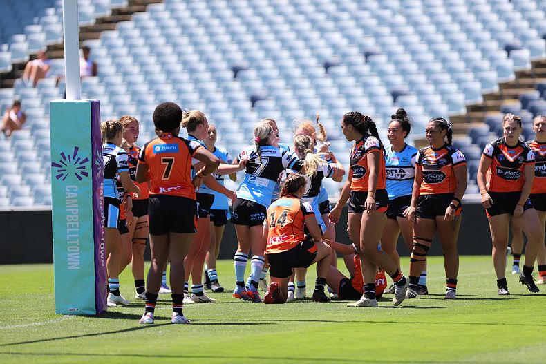 HNWP Rnd 1 Wests Tigers v Sharks