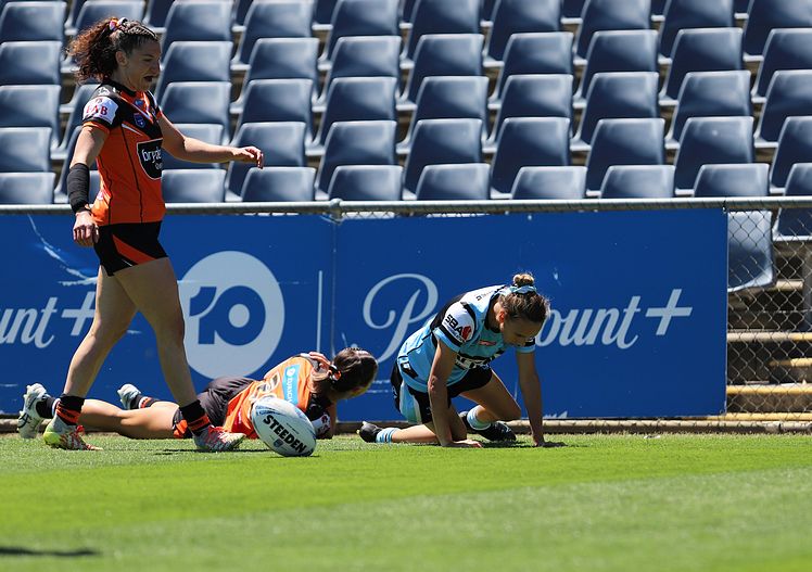 HNWP Rnd 1 Wests Tigers v Sharks