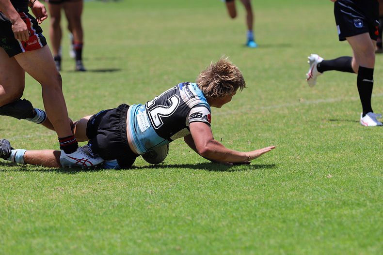 HMC Rnd 2 BEARS v SHARKS