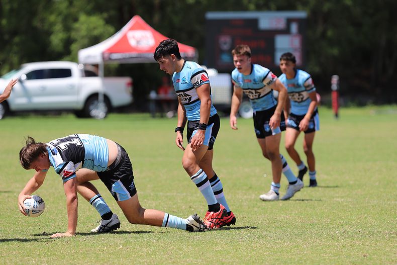HMC Rnd 2 BEARS v SHARKS