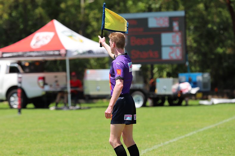 HMC Rnd 2 BEARS v SHARKS