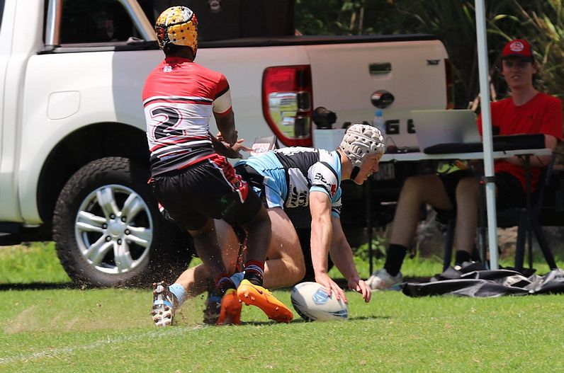 HMC Rnd 2 BEARS v SHARKS