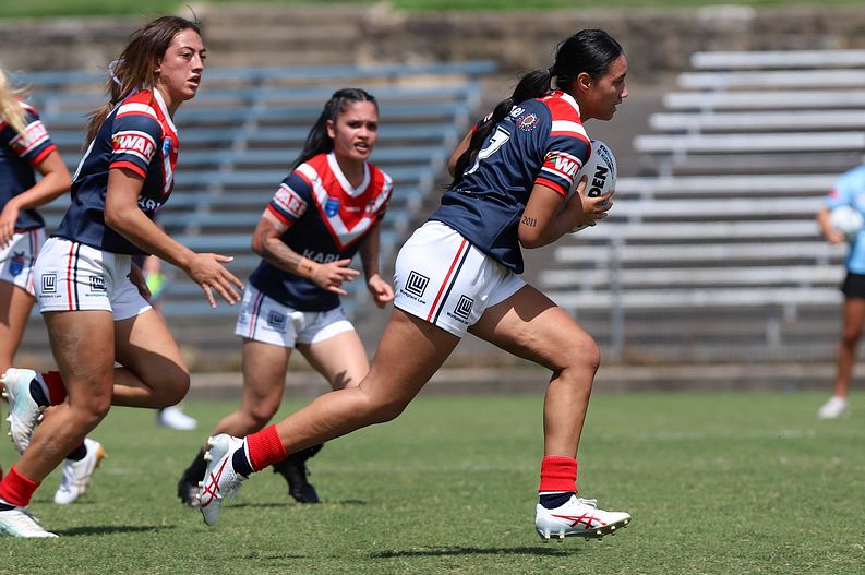 Skyla Adams makes a break (Photo : Steve Montgomery)